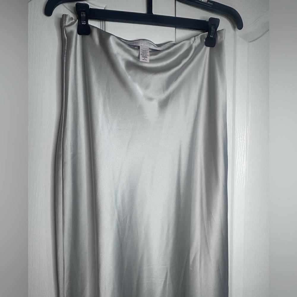 Victoria's Secret Shimmering Silver Maxi Skirt - Picture 2 of 4